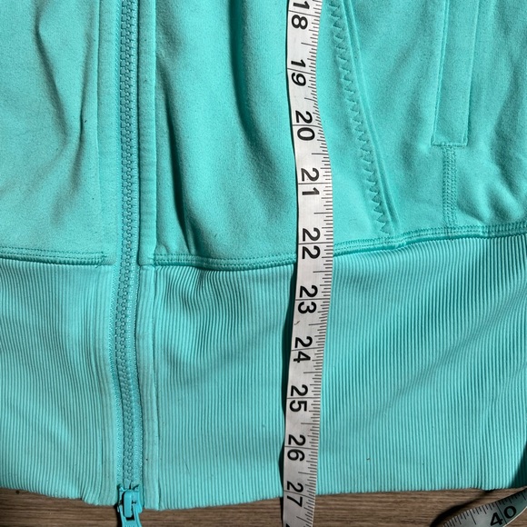 Lululemon Full zip Women Athletic Sweater with Thumb Holes- 8 - Picture 8 of 13